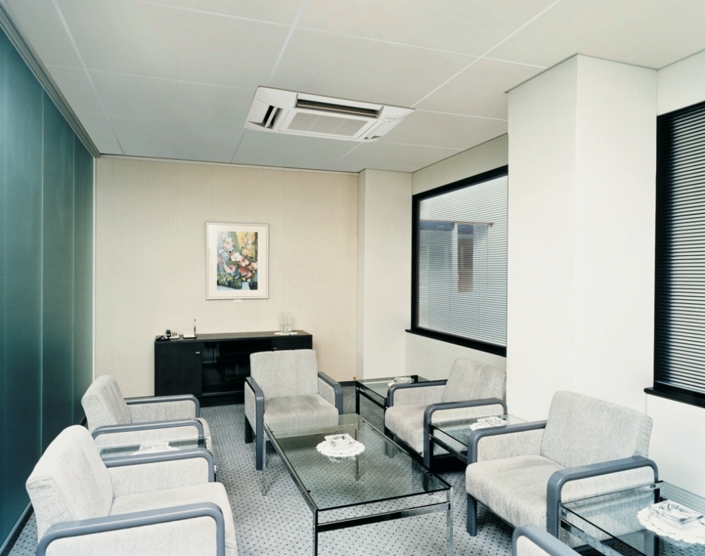 Фото кондиционера Hisense Кассетный кондиционер AUC-60HR4SHA/AUW-60H6SP1 (HEAVY Classic) (комплект)