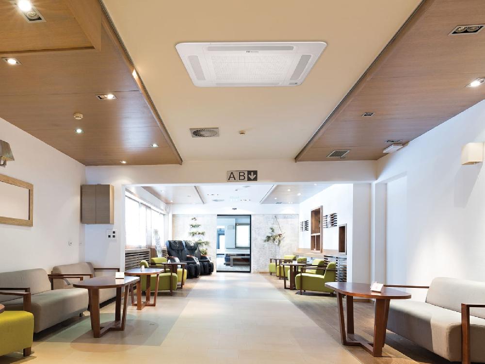 Фото кондиционера Electrolux Кассетный блок Electrolux EACC/I-18 FMI/N8_ERP (50 м²)