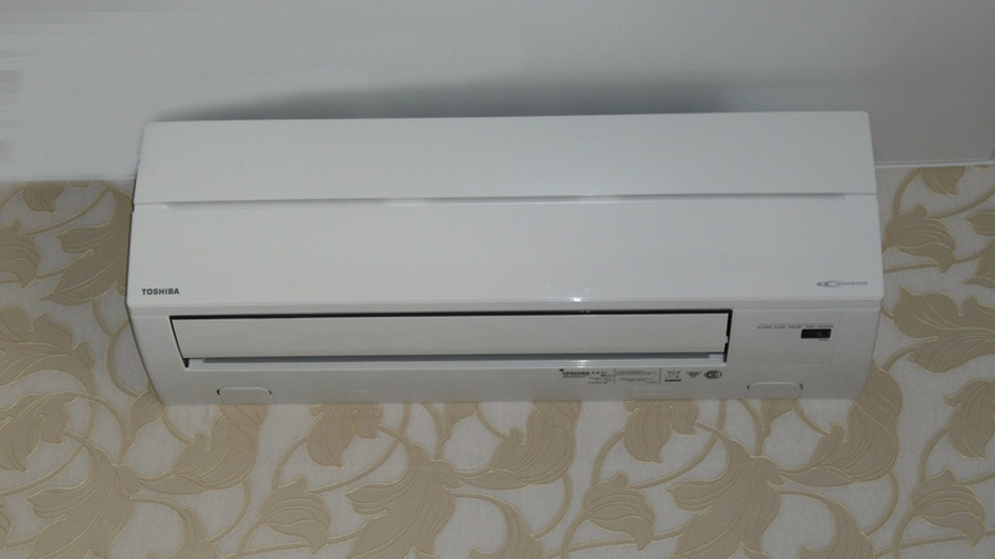 Фото кондиционера Toshiba Настенный блок Toshiba RAS-M13SKV-E (35 м²)