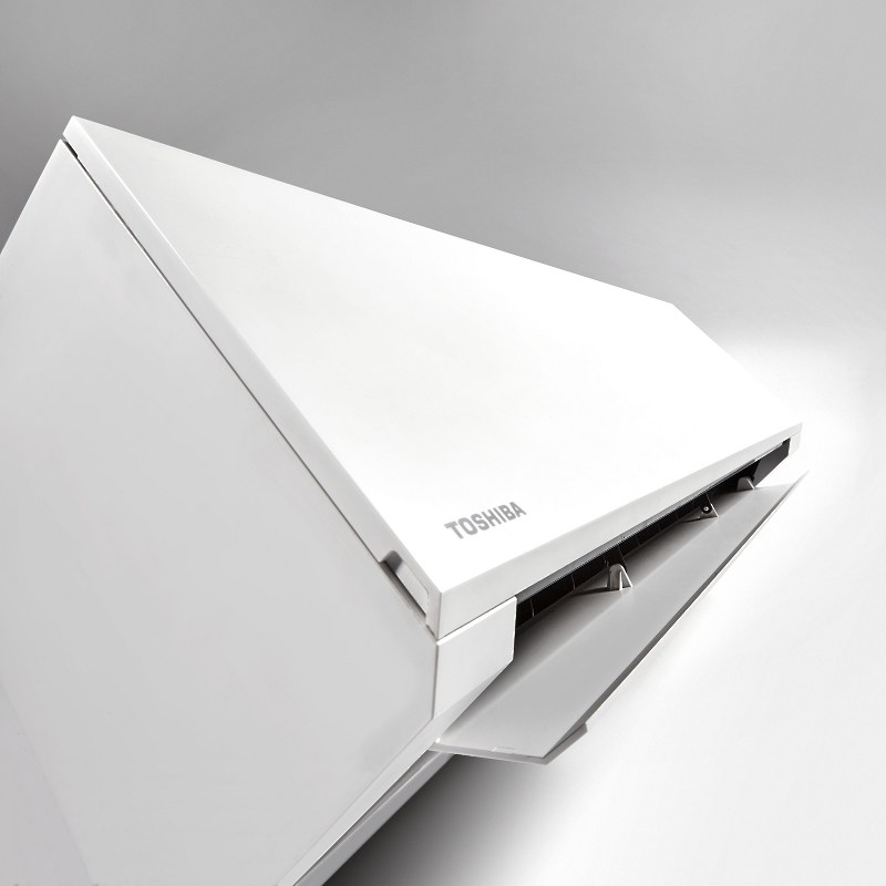 Фото кондиционера Toshiba RAS-18J2VSG-EE